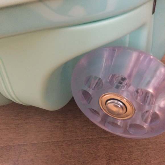 Kids animal suitcase and mini backpack! 🥰 - Picture 16 of 16